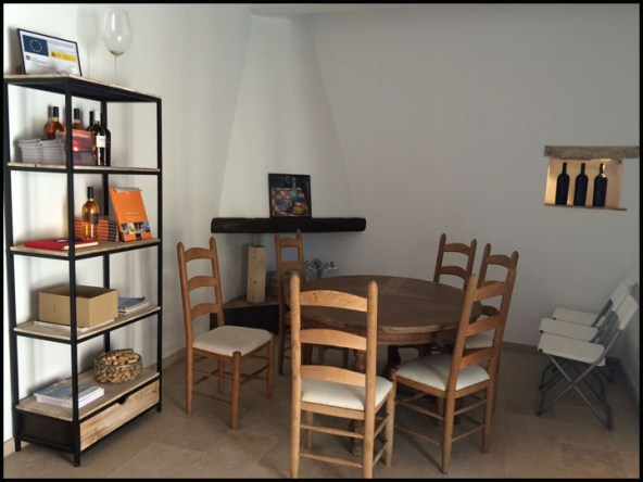 Ana Vins tasting room